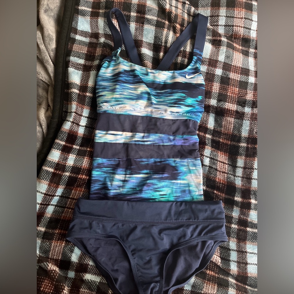 Small Nike two piece, bathing suit